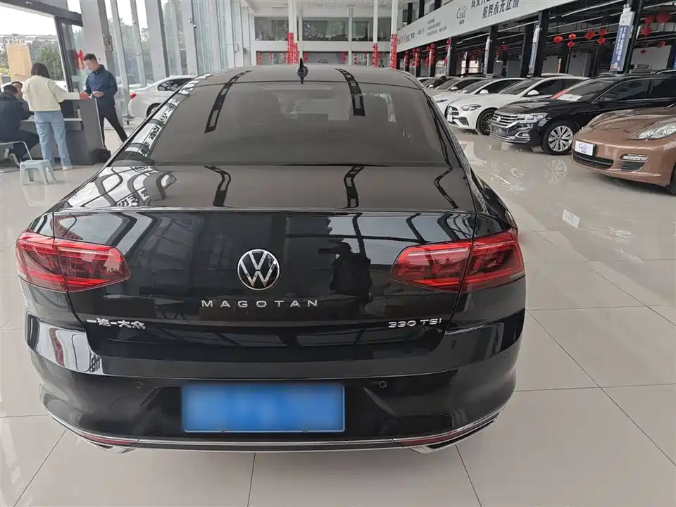 Volkswagen Magotan