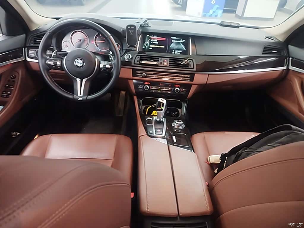 BMW 5 Series, 2015 10