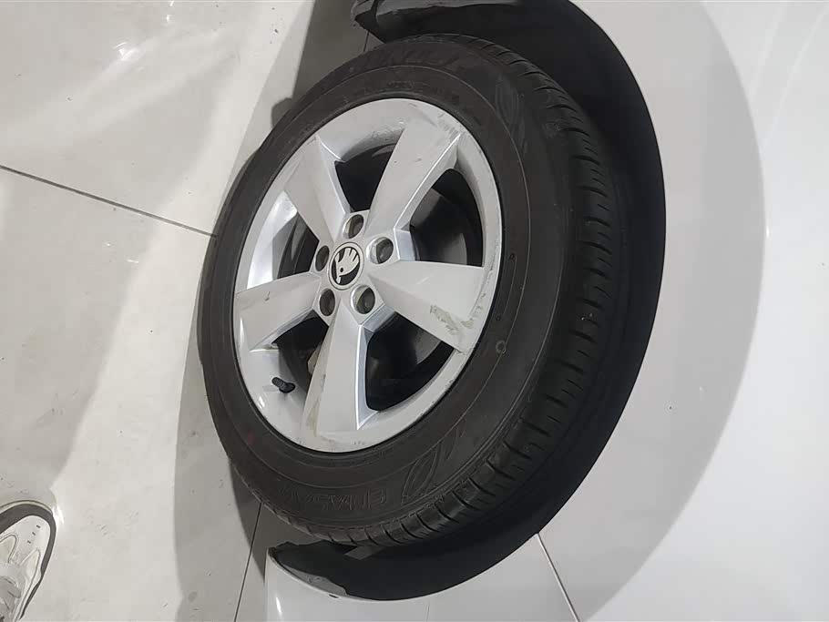 Skoda Xindong