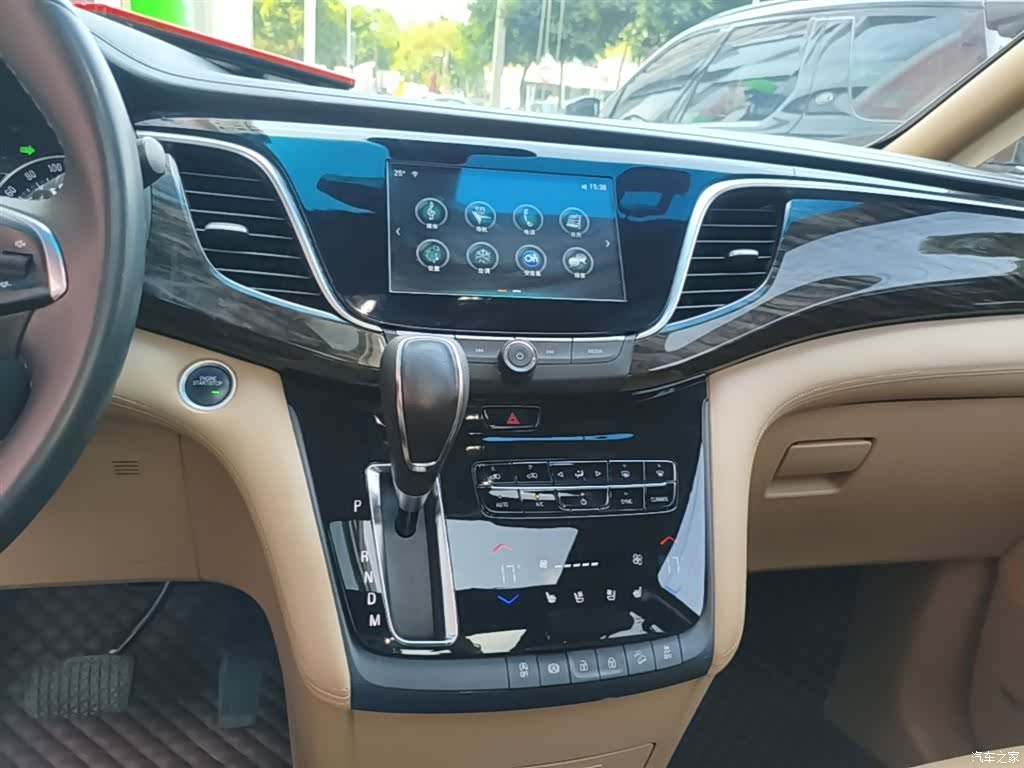 Buick GL8, 2019 13