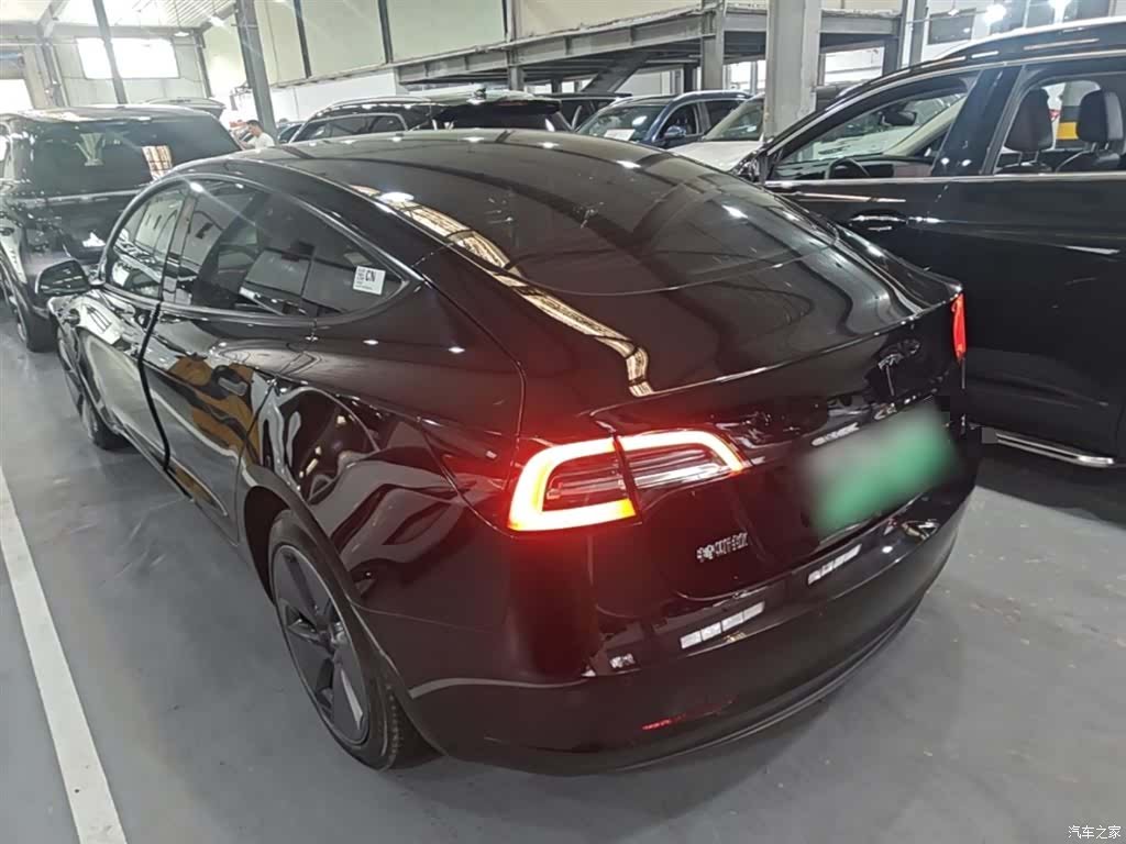 Tesla Model 3, 2023 все фото