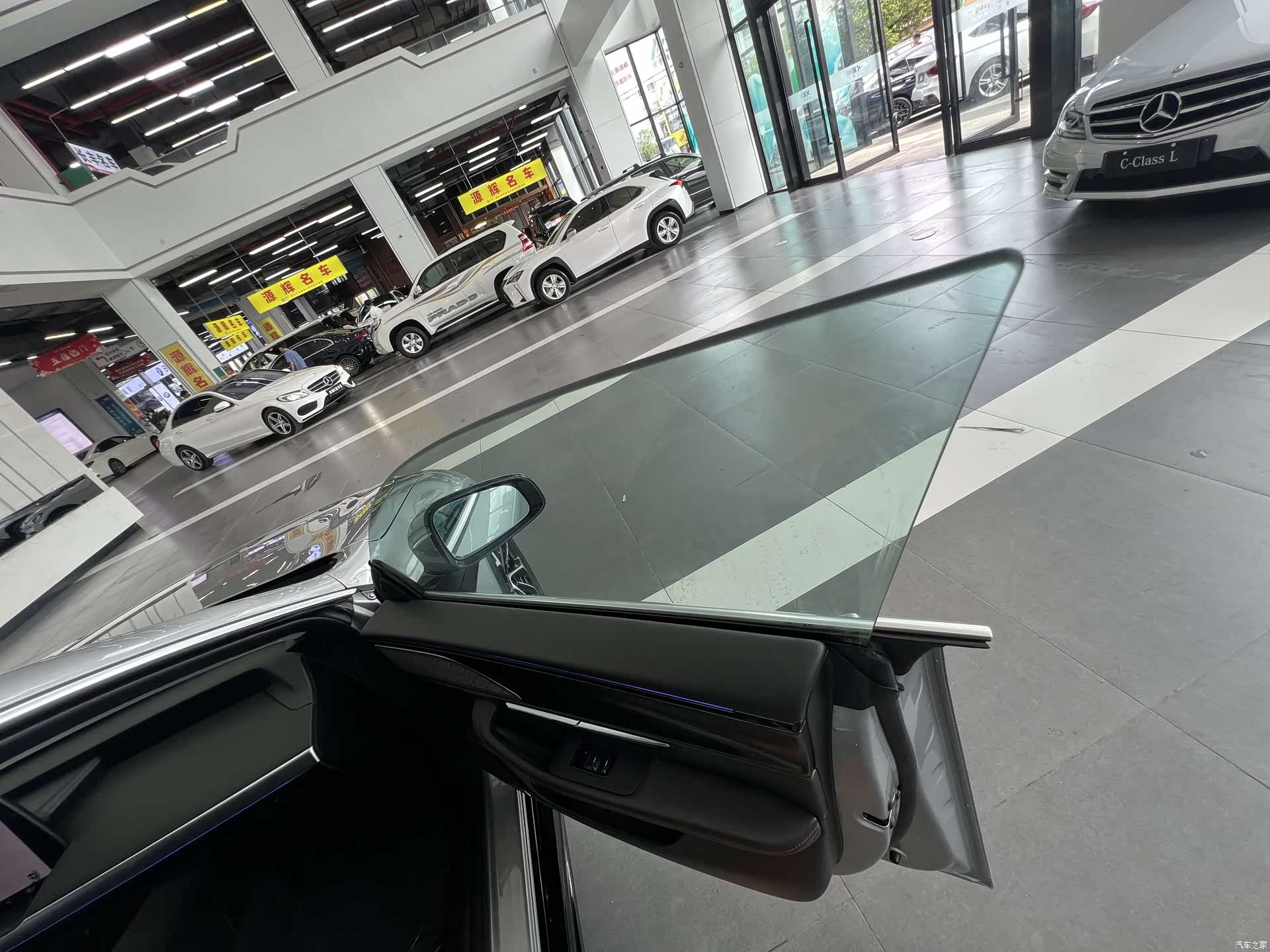 Xpeng P7, 2022 17