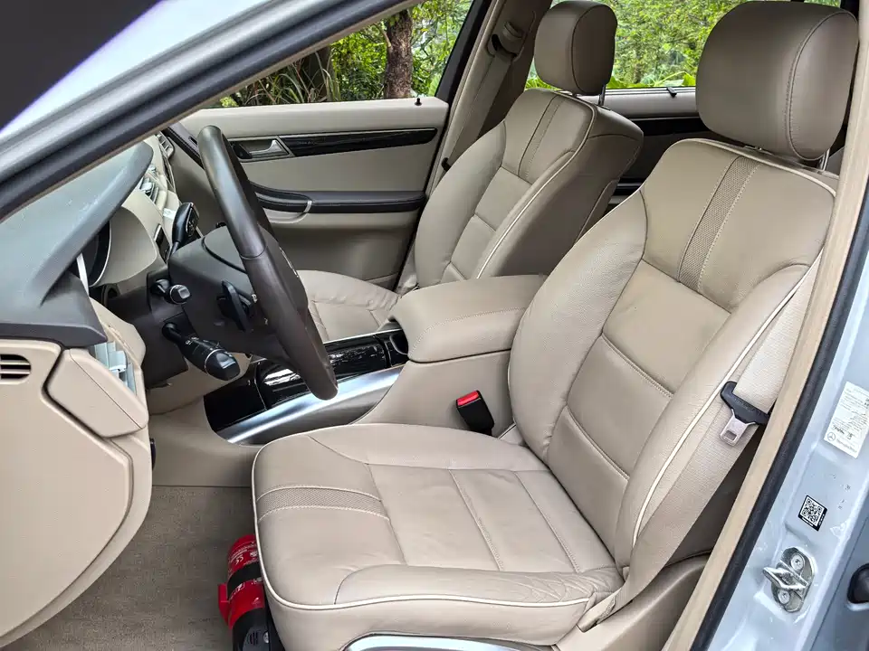 Mercedes-Benz R-class