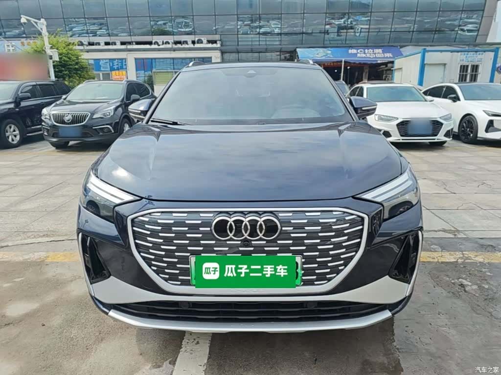 Audi Q4 e-tron, 2023 3