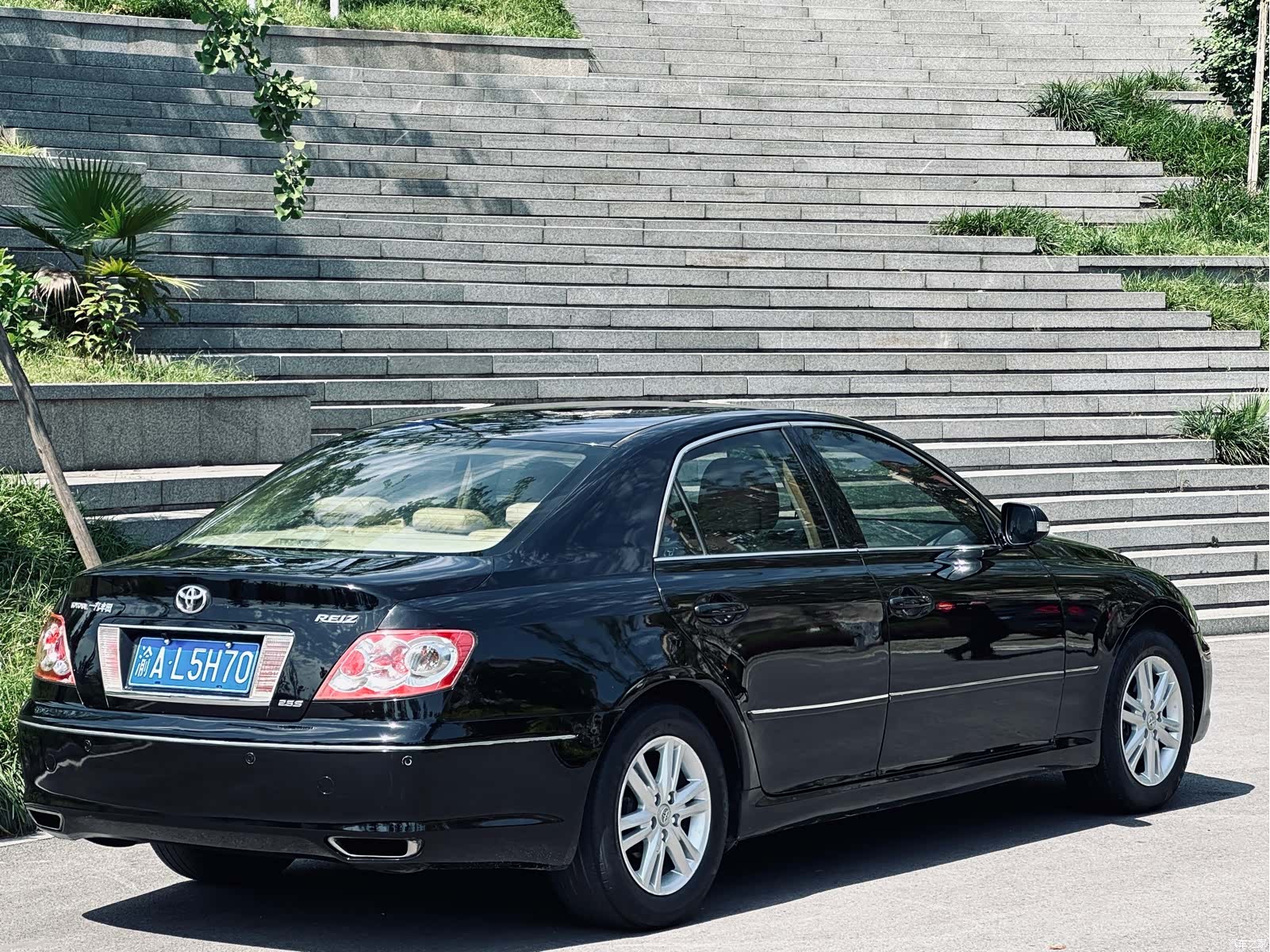 Toyota 2.5S, 2008 6