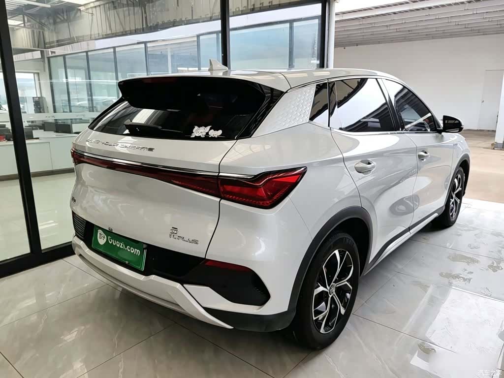 BYD Yuan, 2022 7