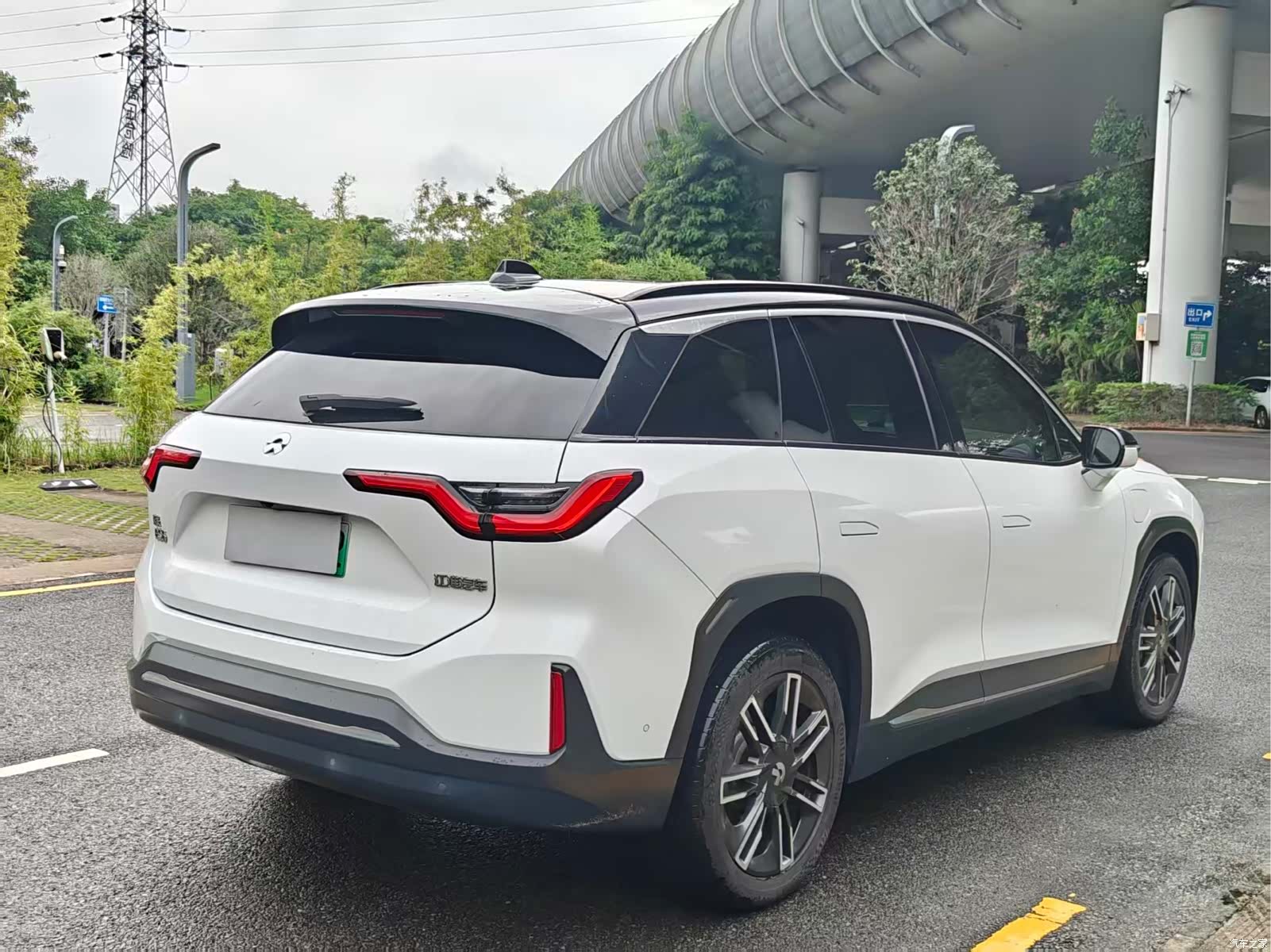 NIO ES6, 2021 11