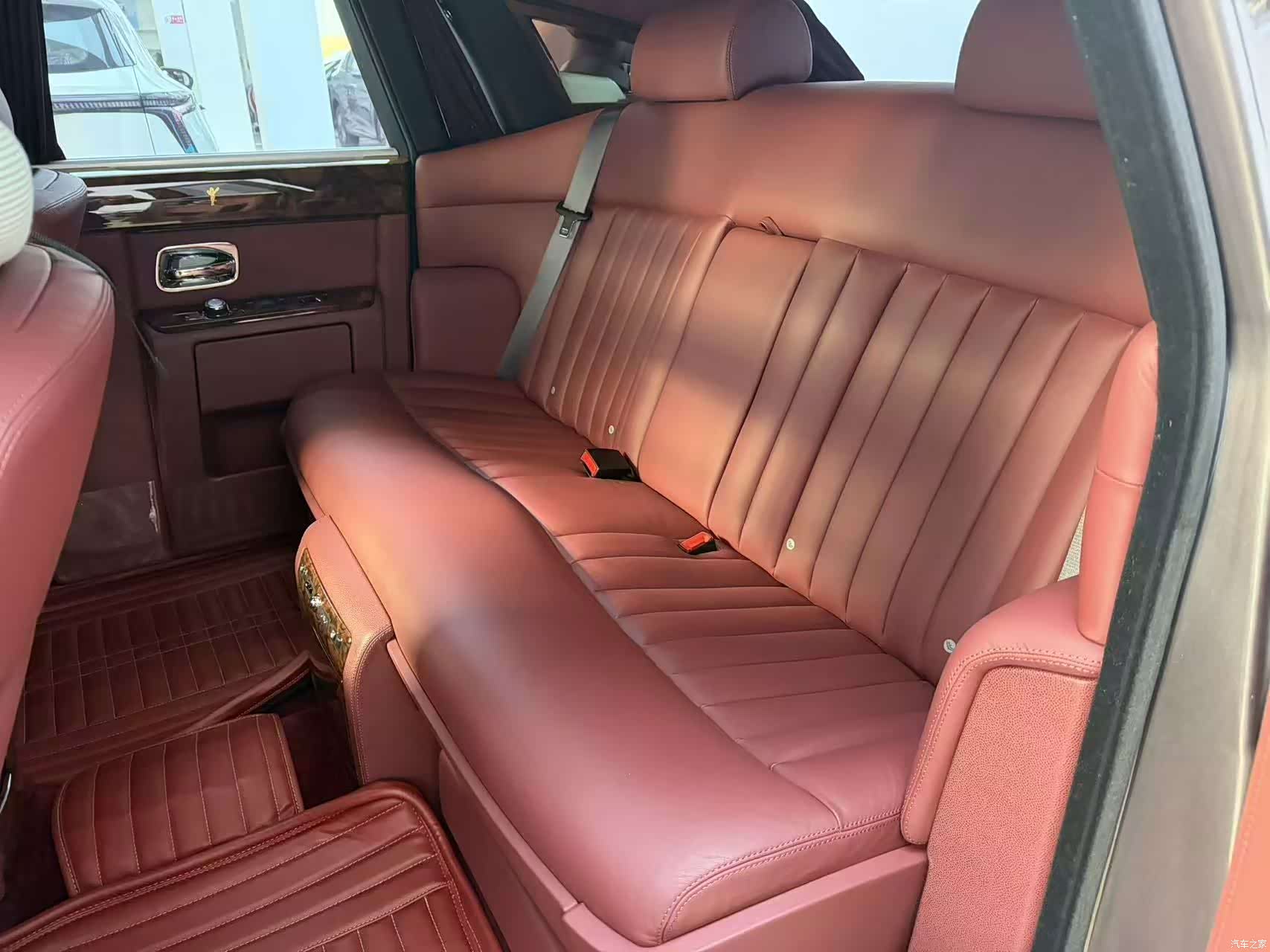 Rolls-Royce Phantom, 2012 14