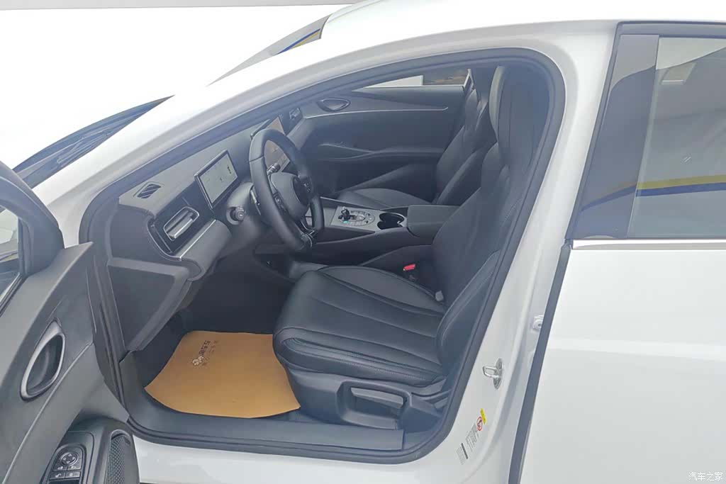 BYD Seal, 2025 9