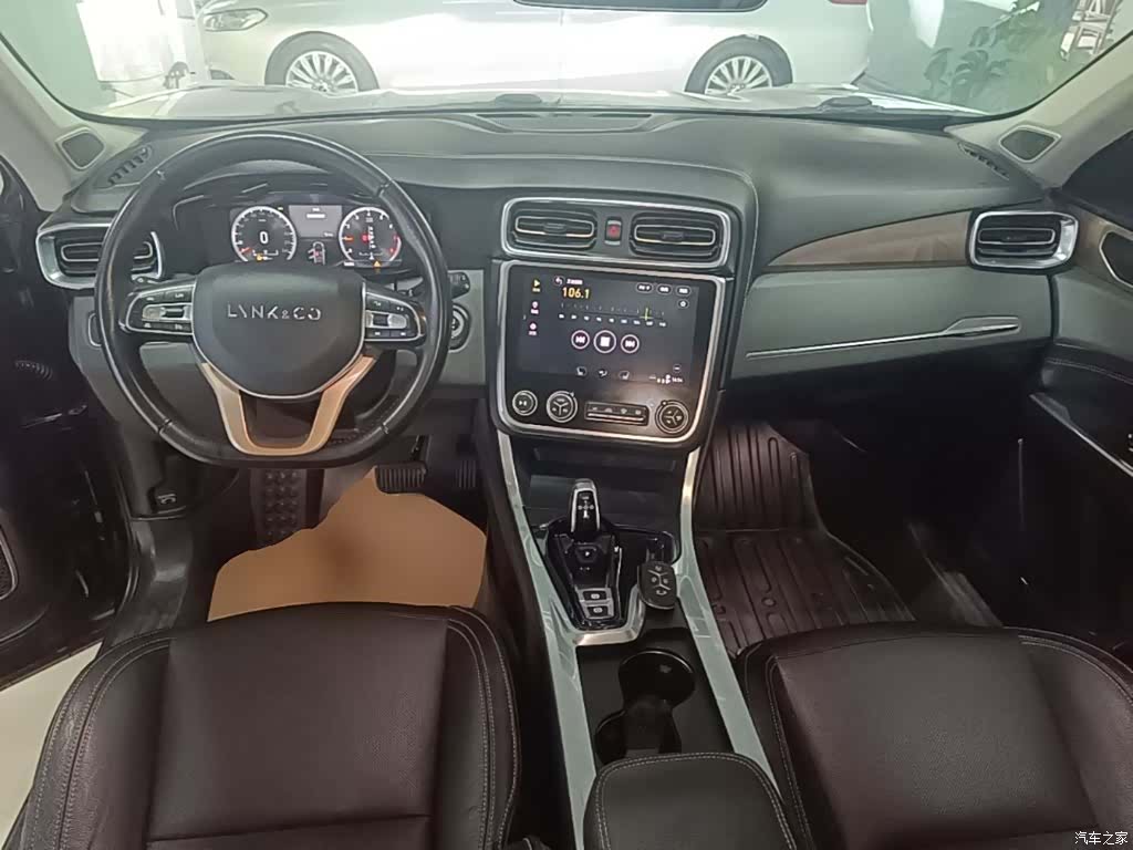 Lynk & Co 01, 2019 10