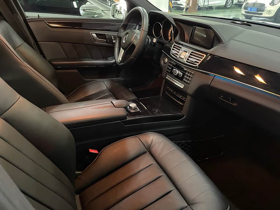 Mercedes-Benz E-class Mercedes-Benz E-class