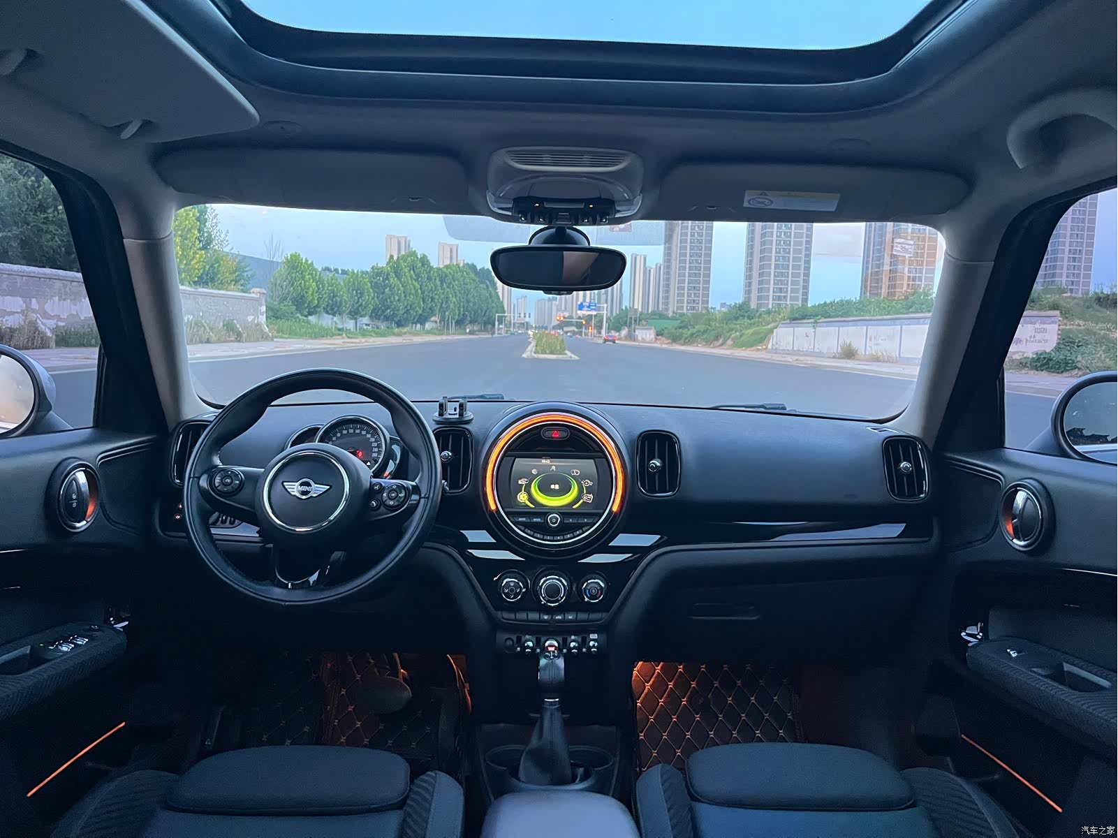 Mini Countryman, 2018 15