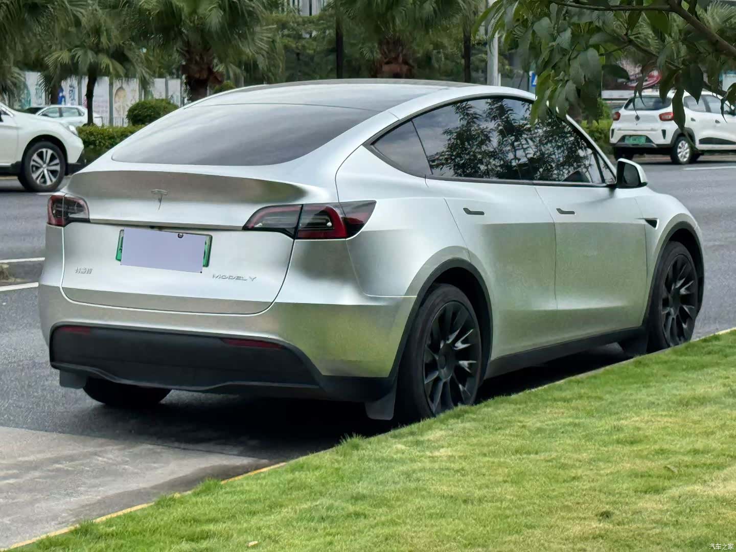 Tesla Model Y, 2022 12