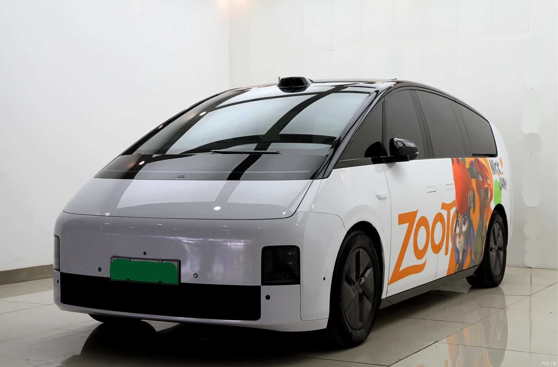 Li Auto MEGA, 2024 1