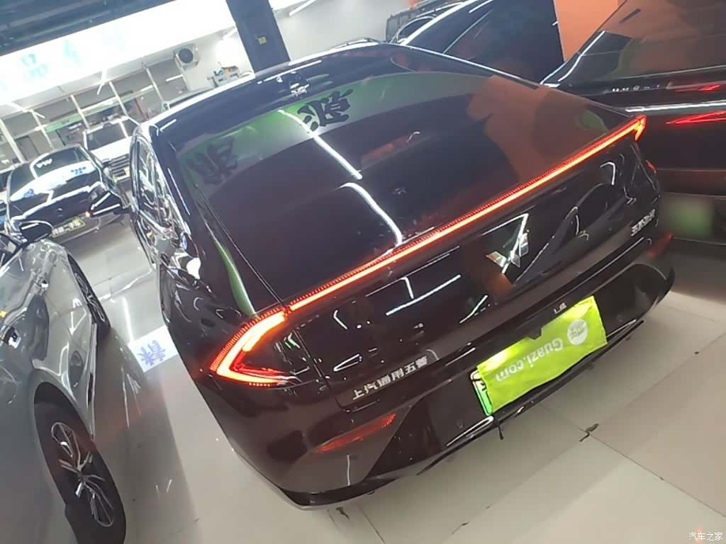 Wuling Starlight, 2025 все фото