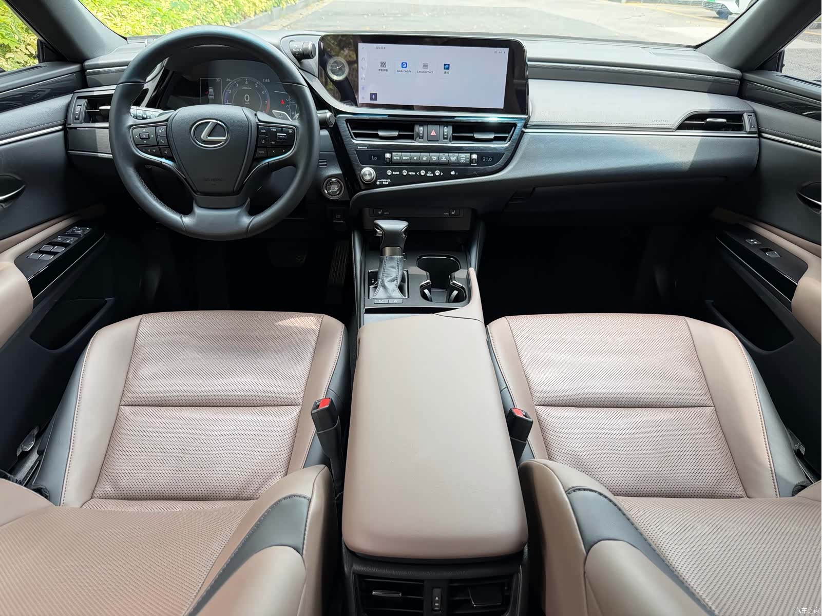 Lexus ES, 2024 6