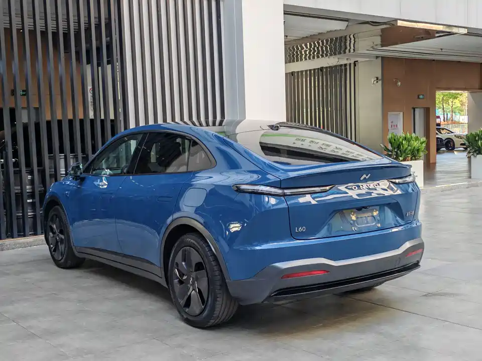 NIO L60