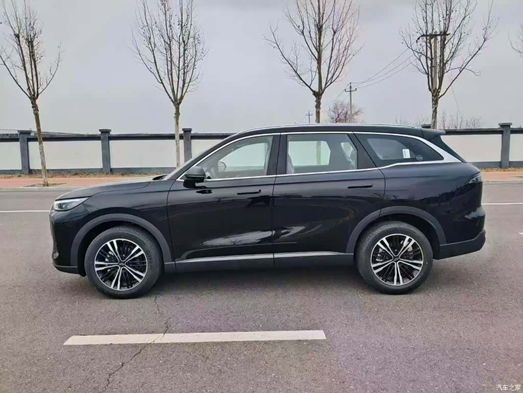 Chery Tiggo 9, 2026 6