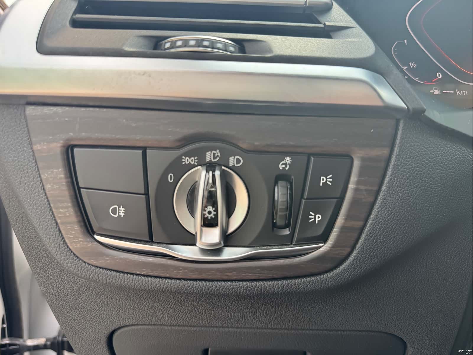 BMW X3, 2024 9
