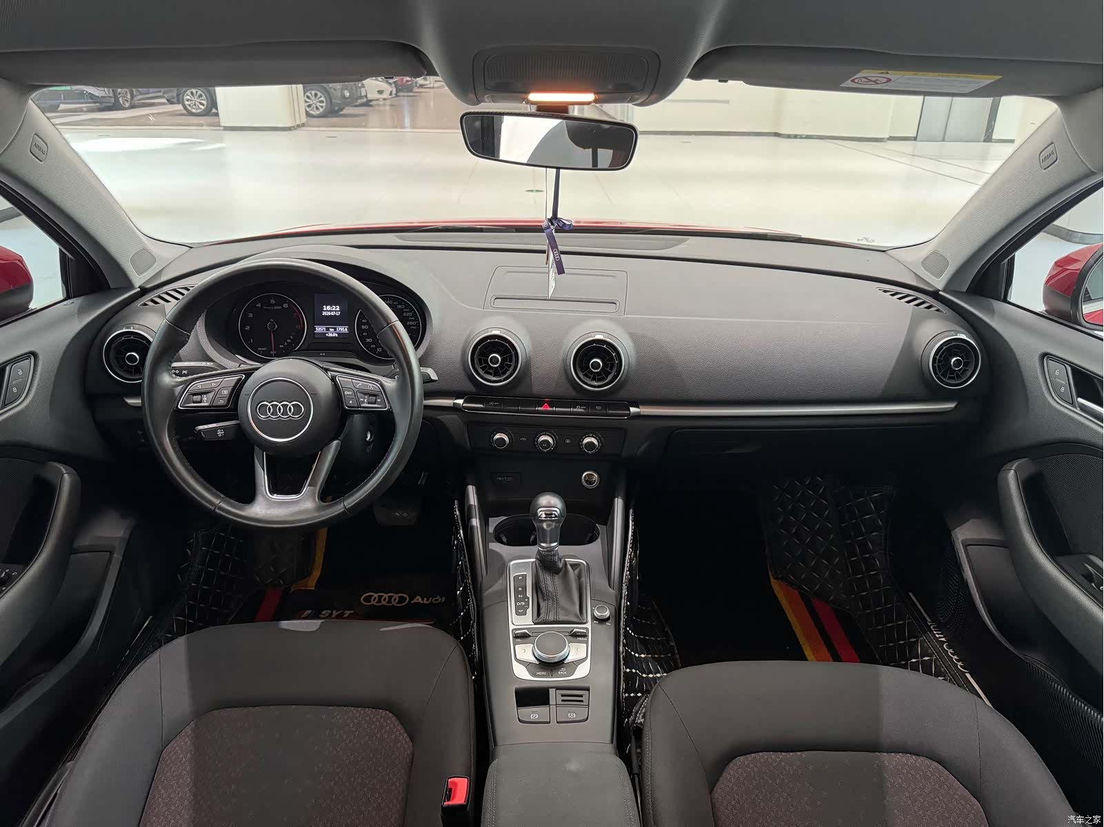 Audi A3, 2020 все фото