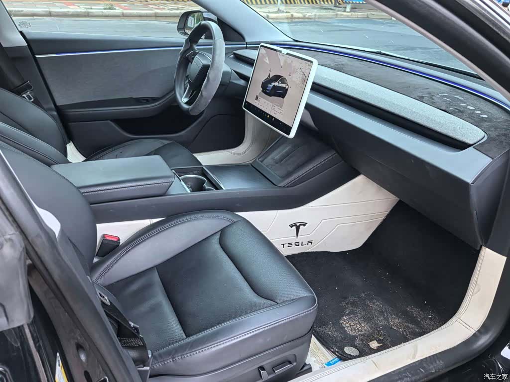 Tesla Model 3, 2024 7