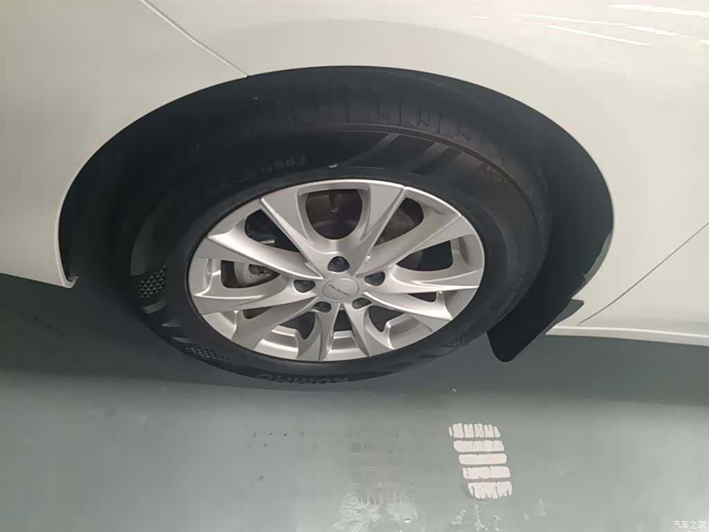 Roewe i5, 2025 23