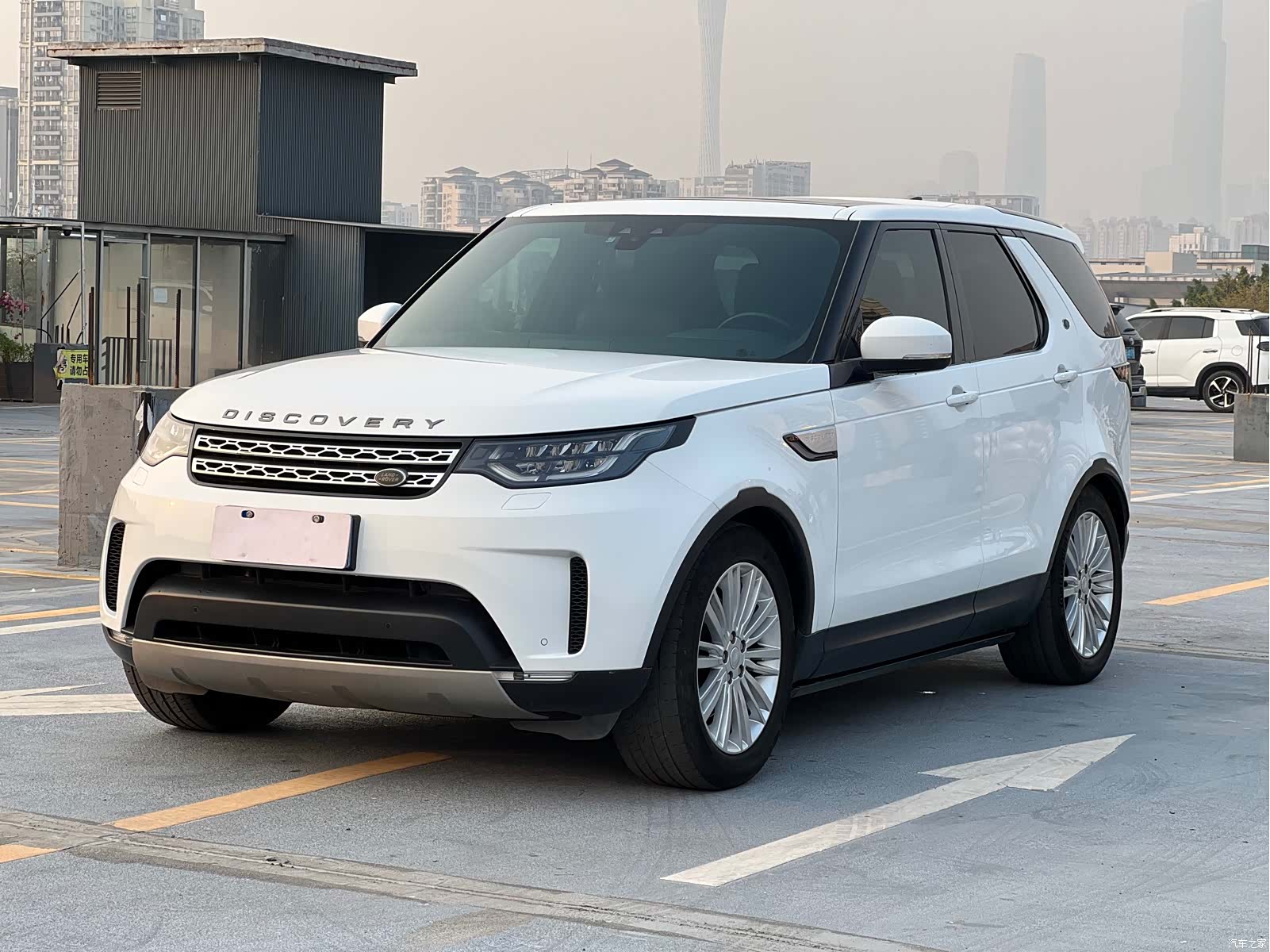Land Rover Discovery, 2017 1
