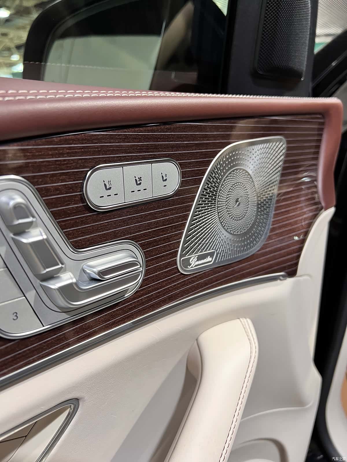 Maybach GLS, 2022 6
