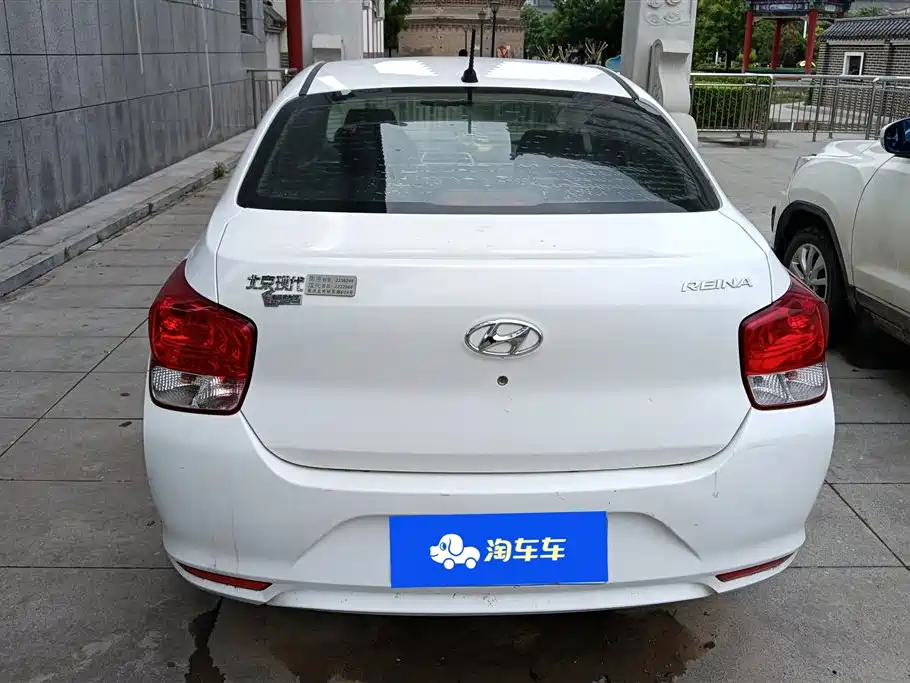 Hyundai Rena