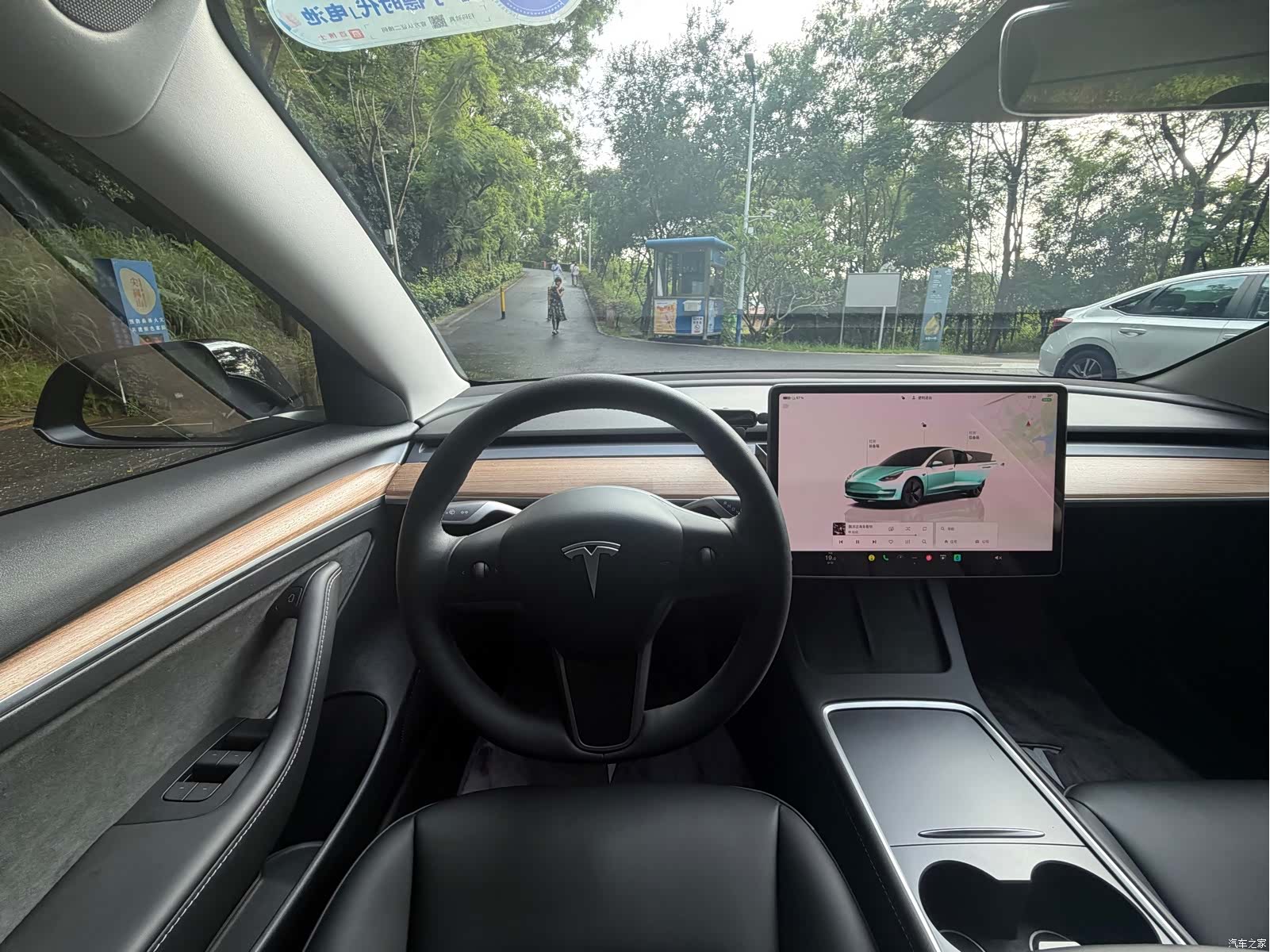 Tesla Model 3, 2023 12