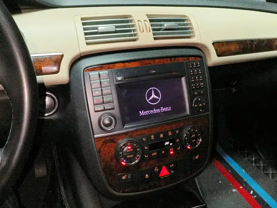 Mercedes-Benz R-class