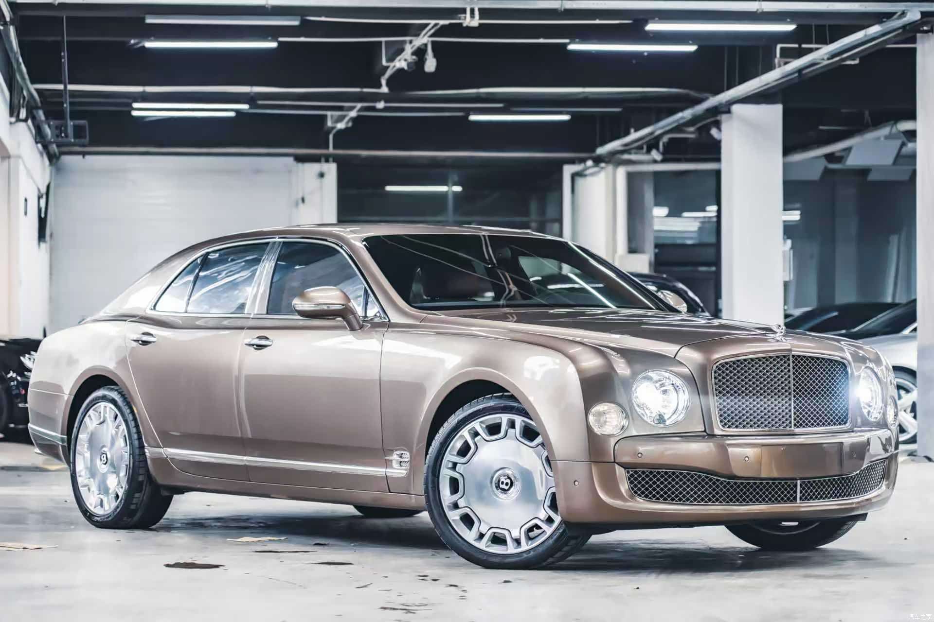 Bentley Mulsanne, 2012 3