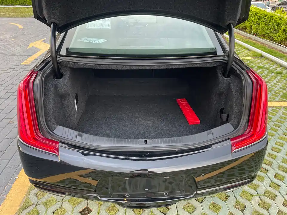 Cadillac XTS