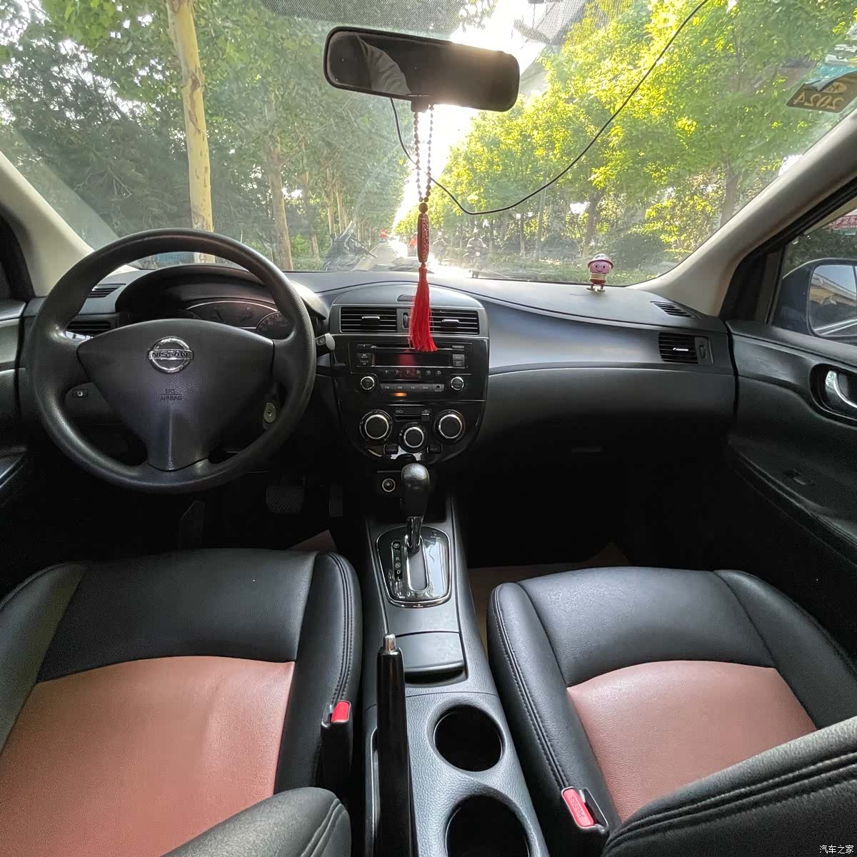 Nissan Tiida, 2012 14