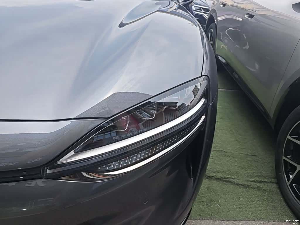Luxeed R7, 2025 24