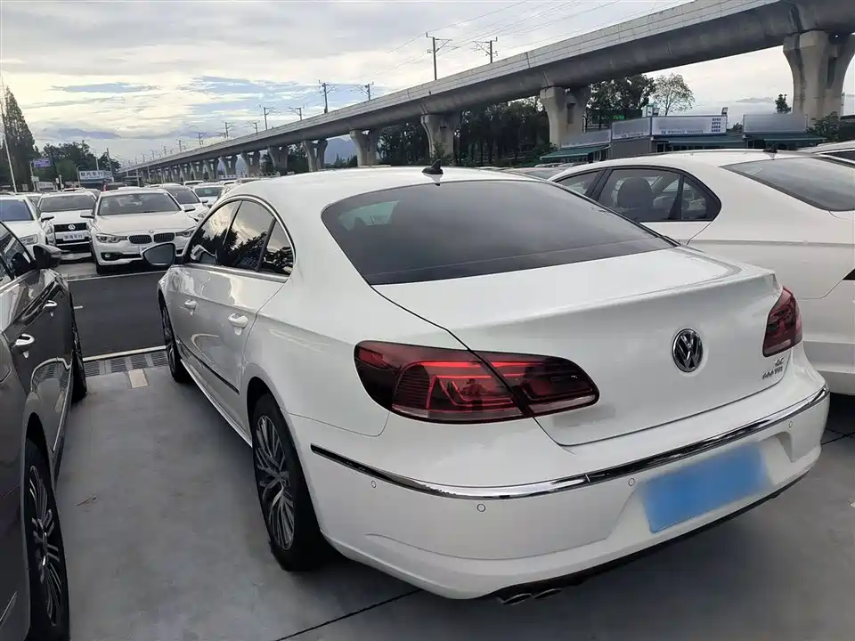 Volkswagen CC