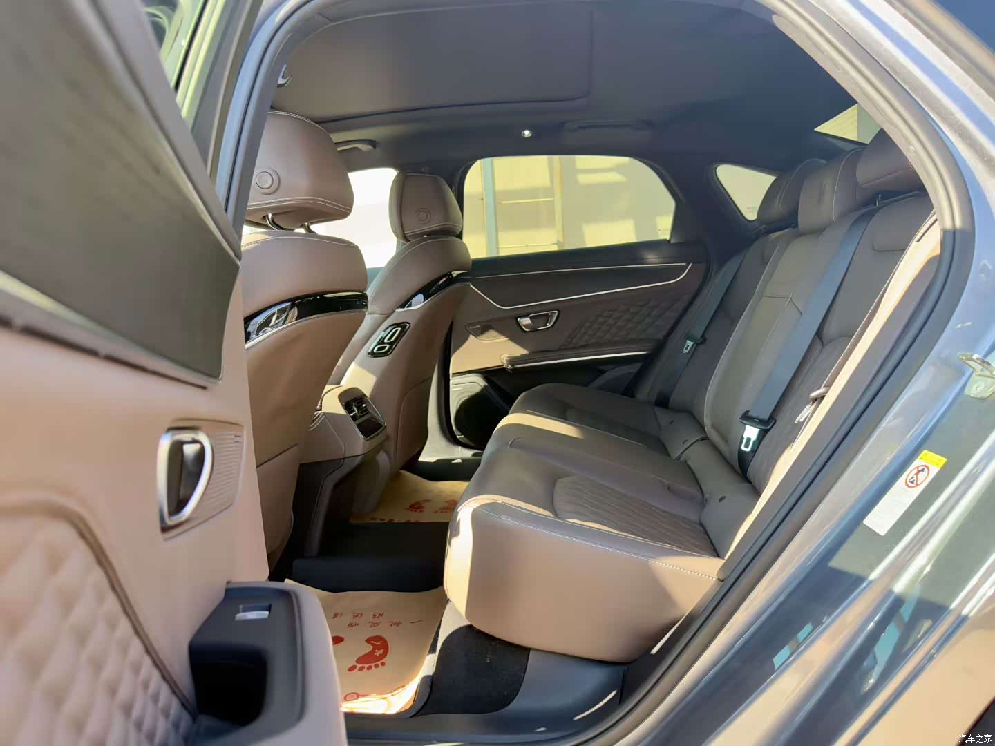 BYD Han, 2022 все фото