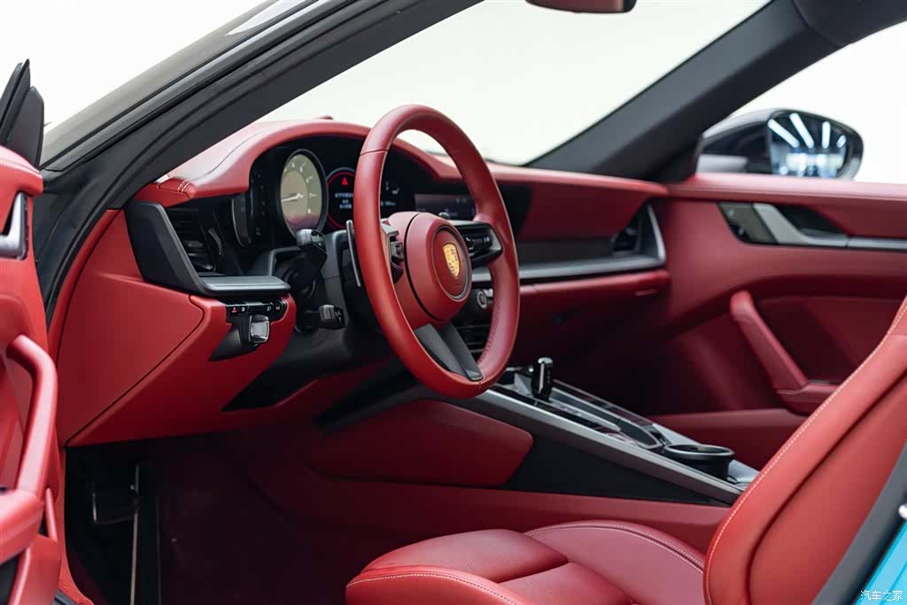 Porsche 911, 2020 8