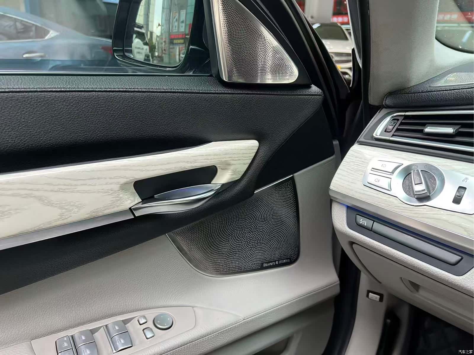 BMW 7 Series, 2009 16