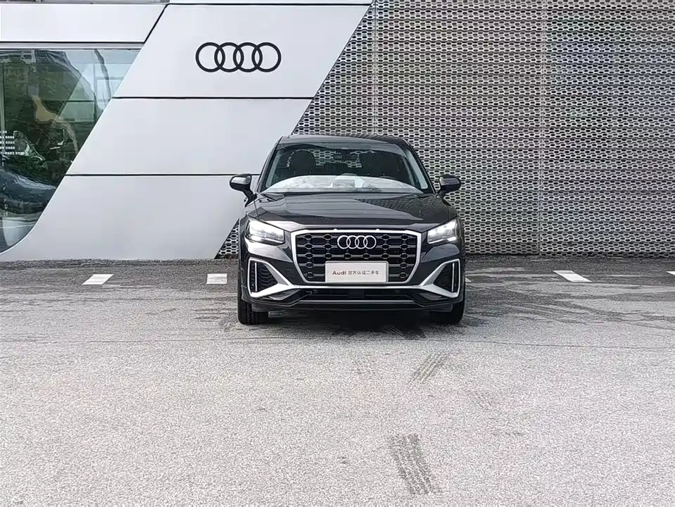 Audi Q2L Audi Q2L