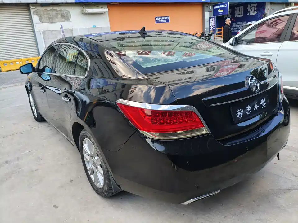 Buick Lacrosse