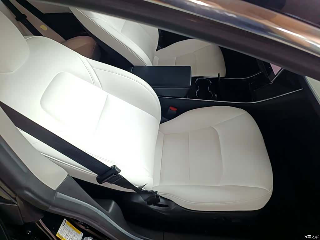 Tesla Model 3, 2020 25