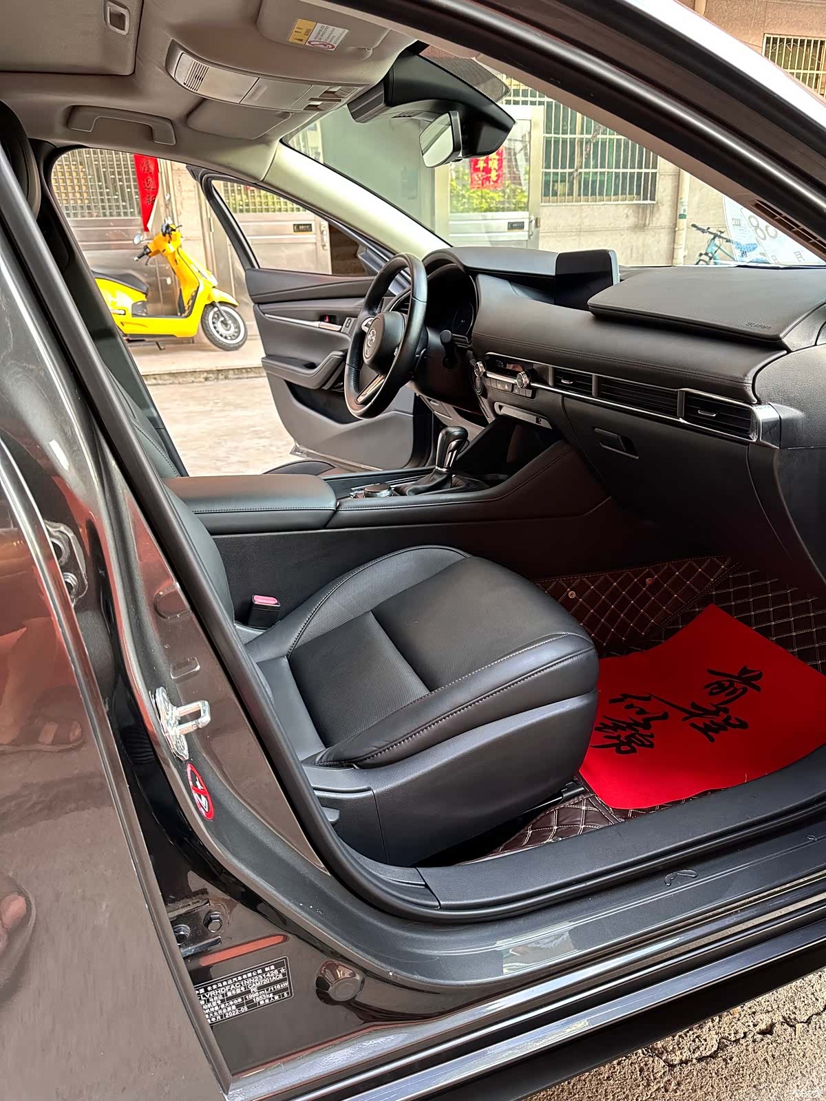 Mazda Mazda3, 2022 16