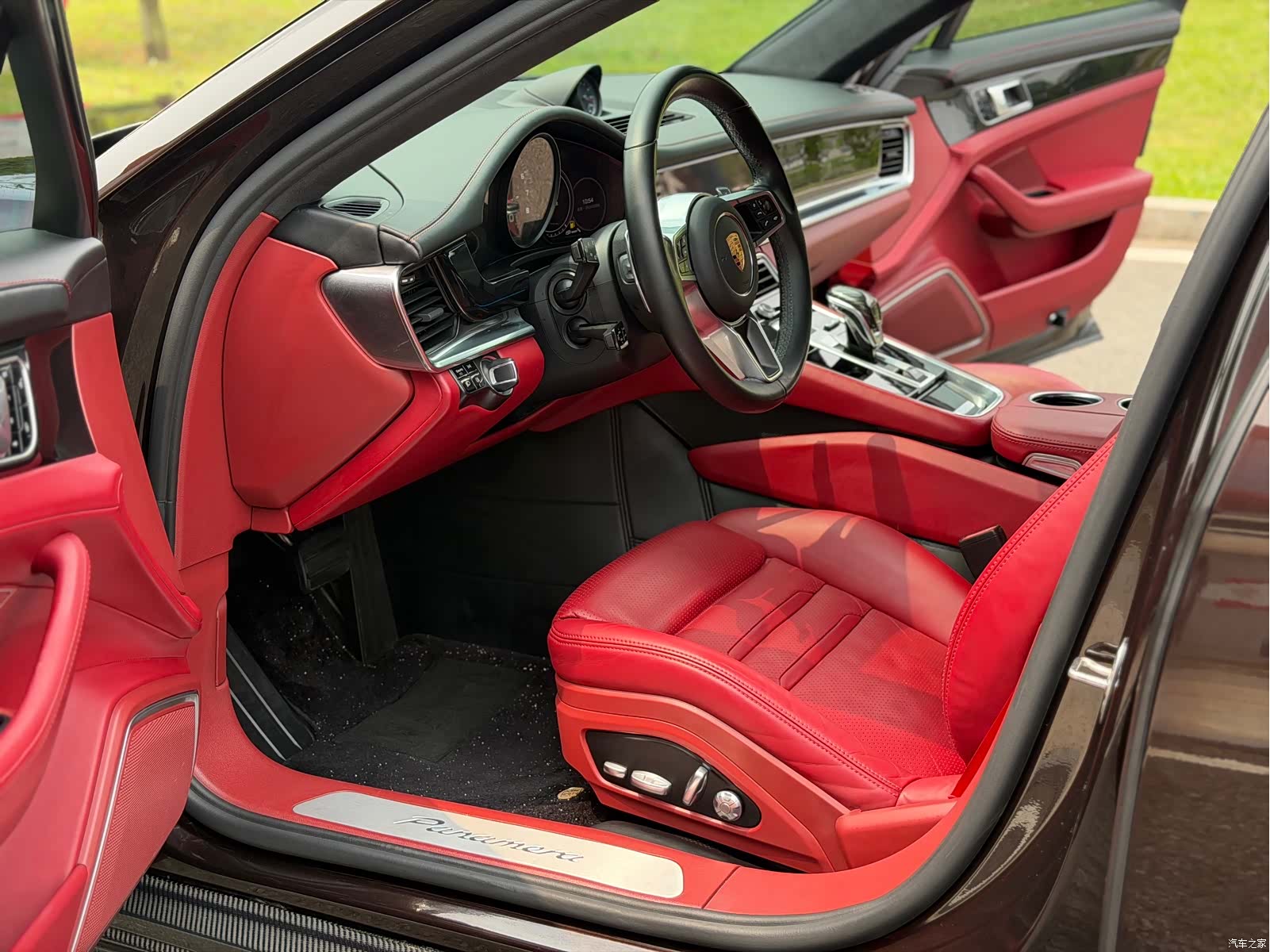 Porsche Panamera, 2018 13