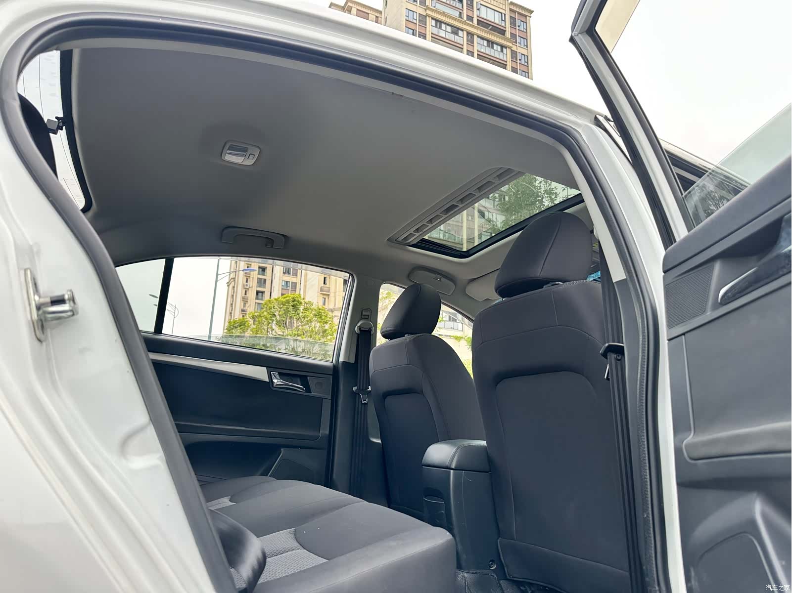 Roewe 350, 2016 27