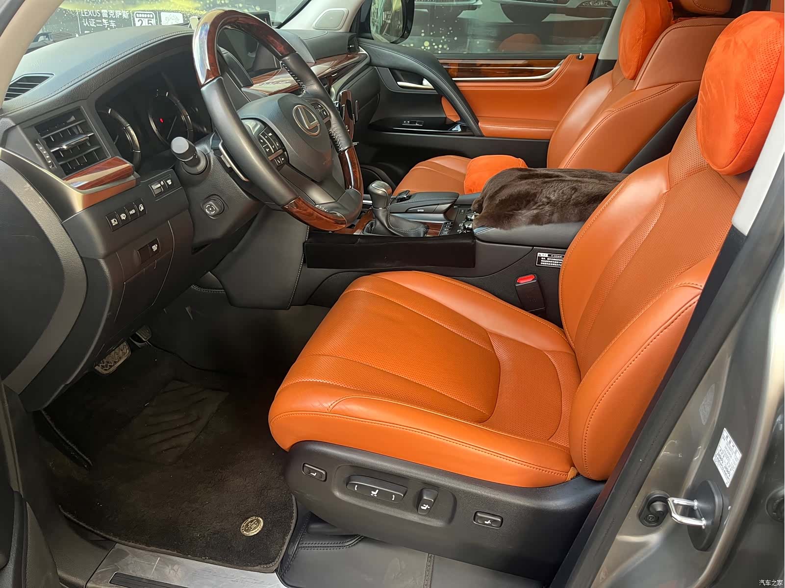 Lexus LX, 2016 9