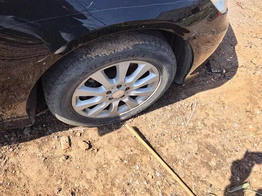 Mercedes-Benz R-class