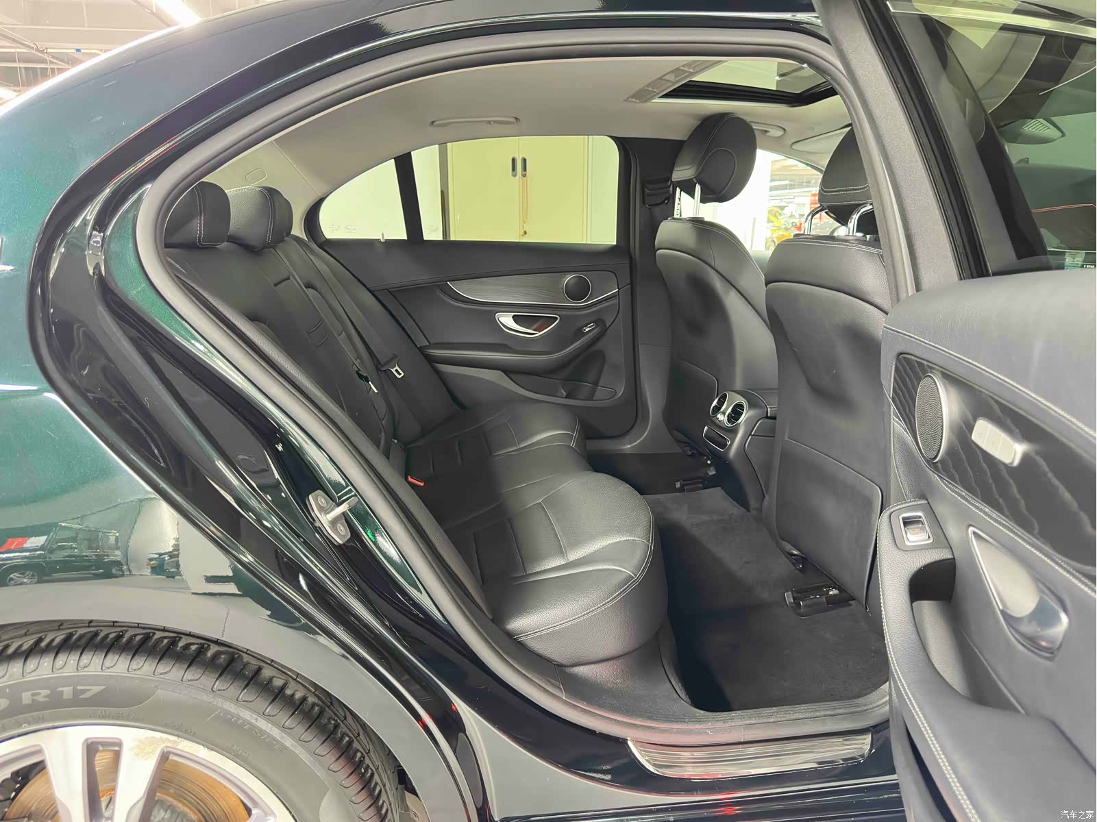 Mercedes-Benz C-Class, 2019 24