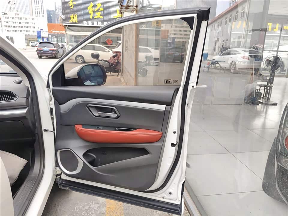 Haval H2s