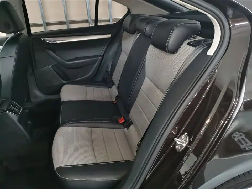 Skoda Octavia Skoda Octavia